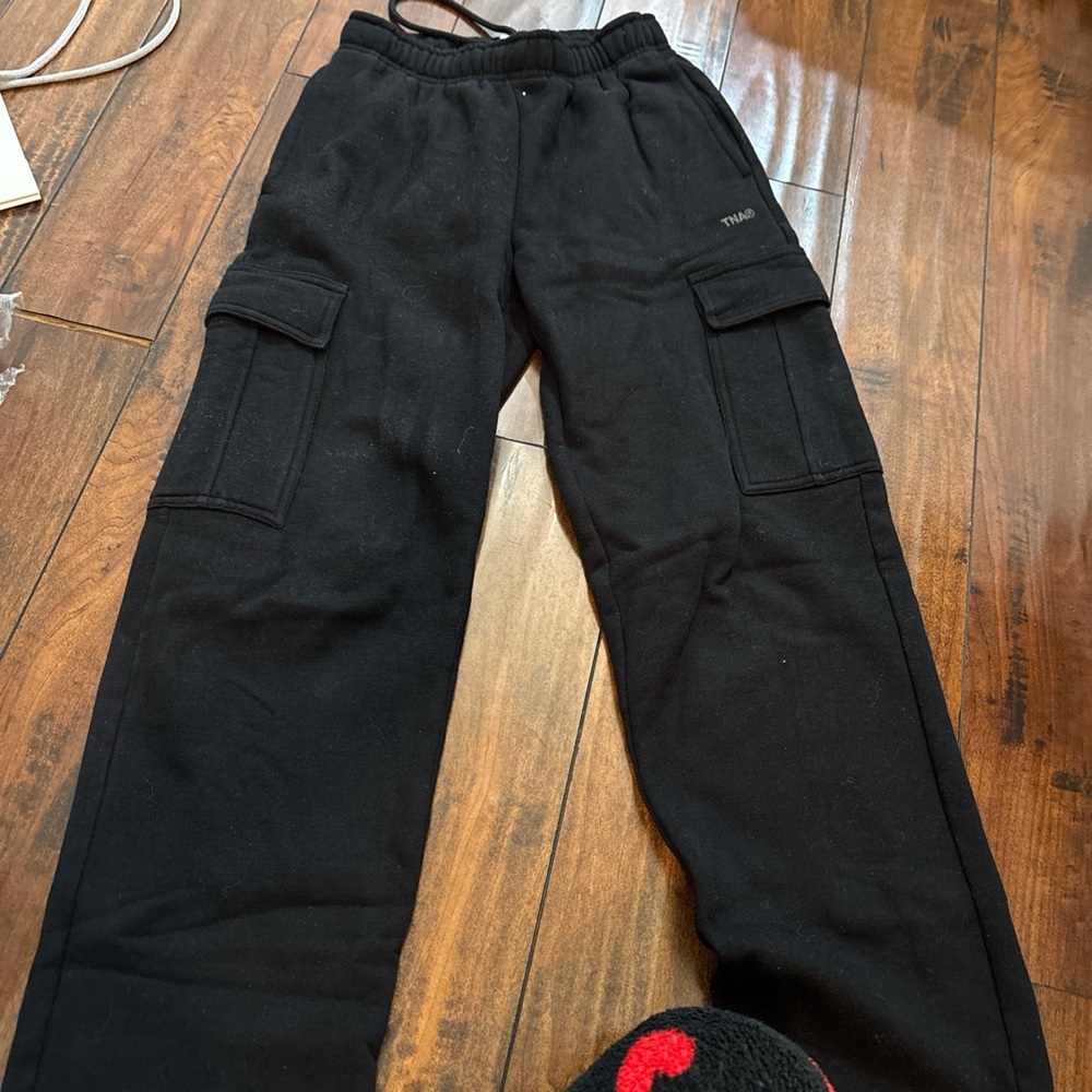 Black aritzia TNA cargo sweatpants